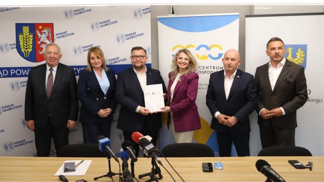 Umowa dla powiatu głubczyckiego