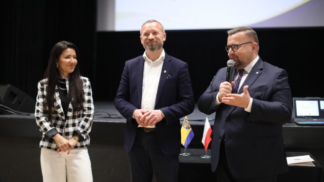 Umowy w Namysłowie