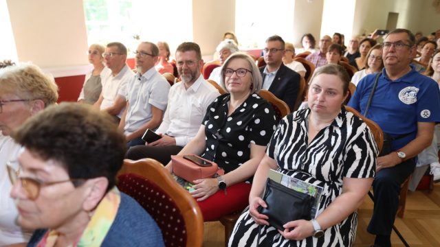 Sieć izb tradycji