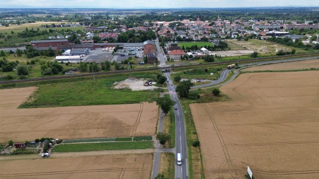 DCIM100MEDIADJI_0927.JPG Umowa z wykonawcą drogi