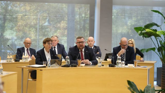 październikowa sesja sejmiku